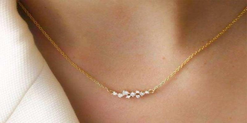 Mơ thấy dây chuyền vàng của mình rơi xuống nước