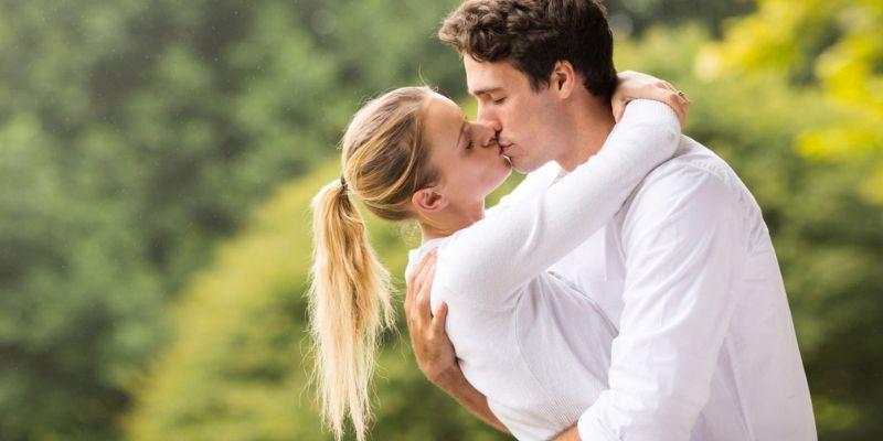 Ý nghĩa của các giấc mơ mơ hôn nhau lạ lùng