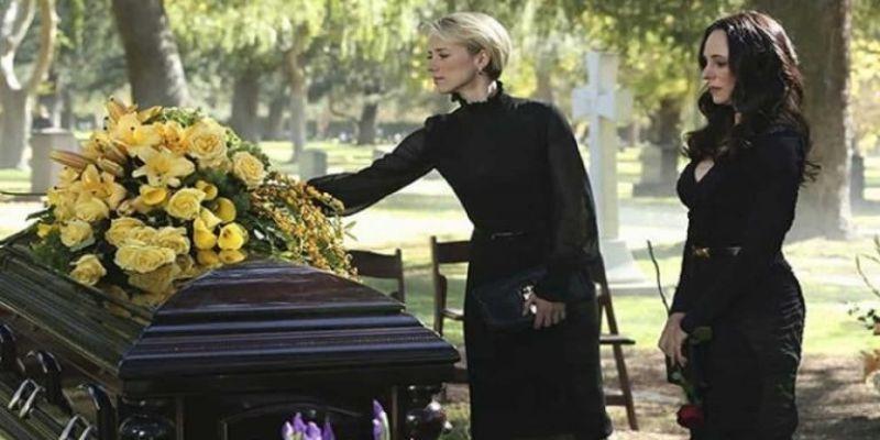 Mơ nhìn thấy đám ma khi đang qua đường